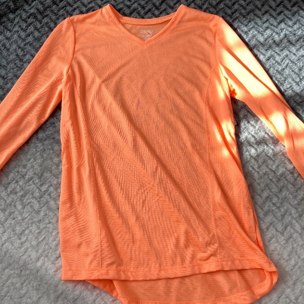 Kids orange shirt